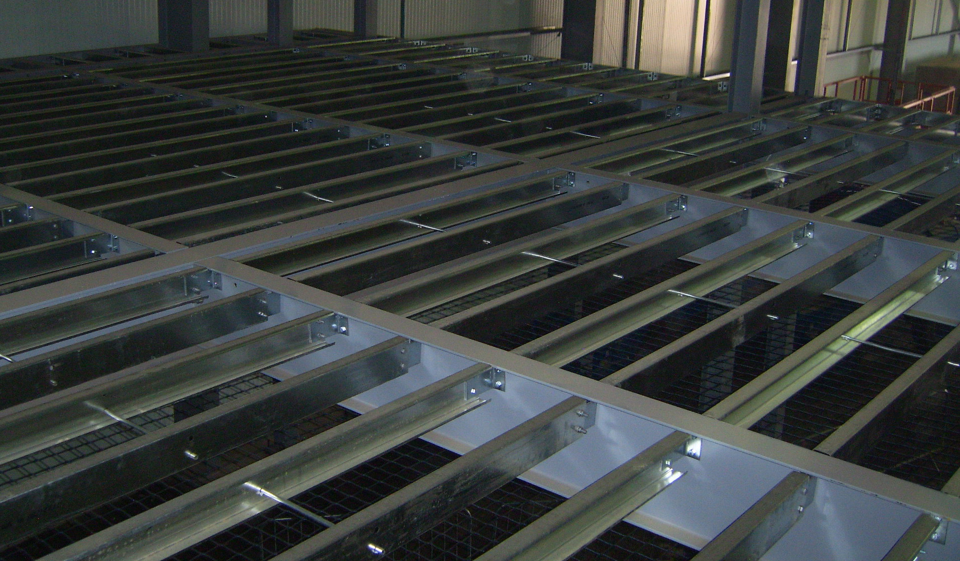 Mezzanine Floor Systems Purlins And Side Rails Metsec